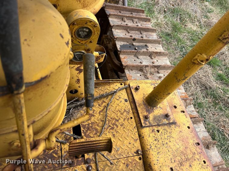 image for item ND9406 Caterpillar D6 dozer