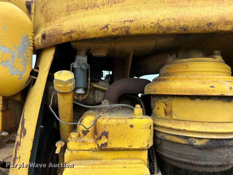 image for item ND9406 Caterpillar D6 dozer