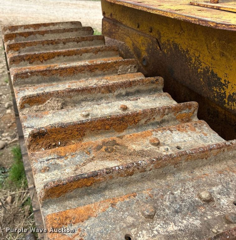 image for item ND9406 Caterpillar D6 dozer