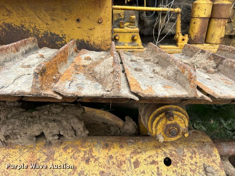 image for item ND9406 Caterpillar D6 dozer
