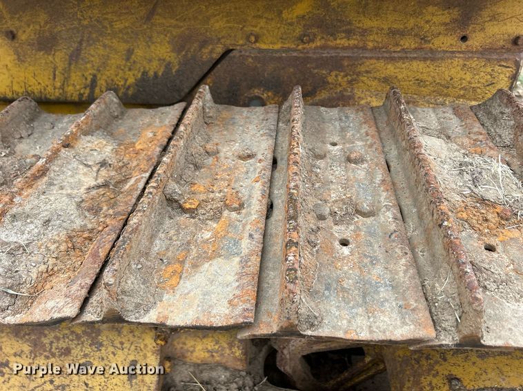 image for item ND9406 Caterpillar D6 dozer