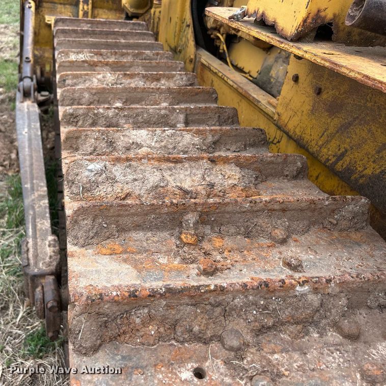 image for item ND9406 Caterpillar D6 dozer