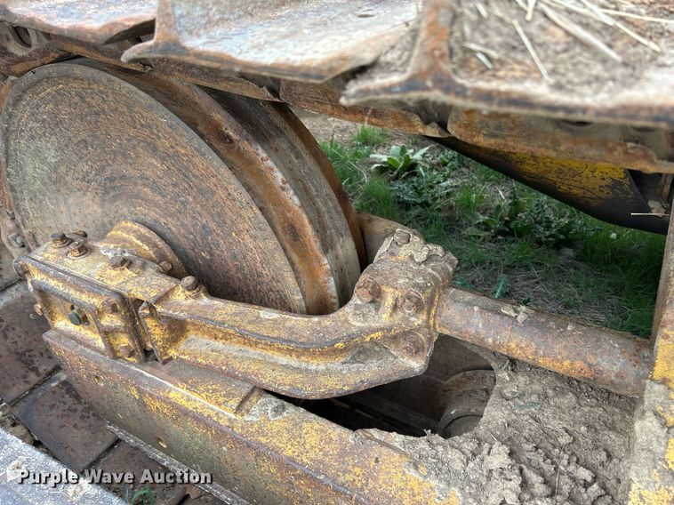 image for item ND9406 Caterpillar D6 dozer