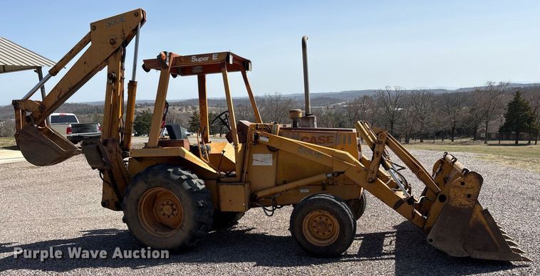 image for item OB9461 1986 Case 580 Super E backhoe