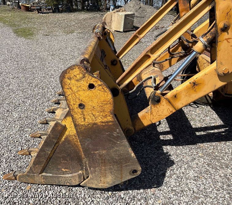 image for item OB9461 1986 Case 580 Super E backhoe
