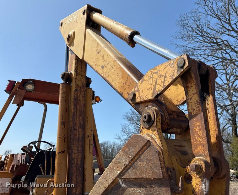 image for item OB9461 1986 Case 580 Super E backhoe