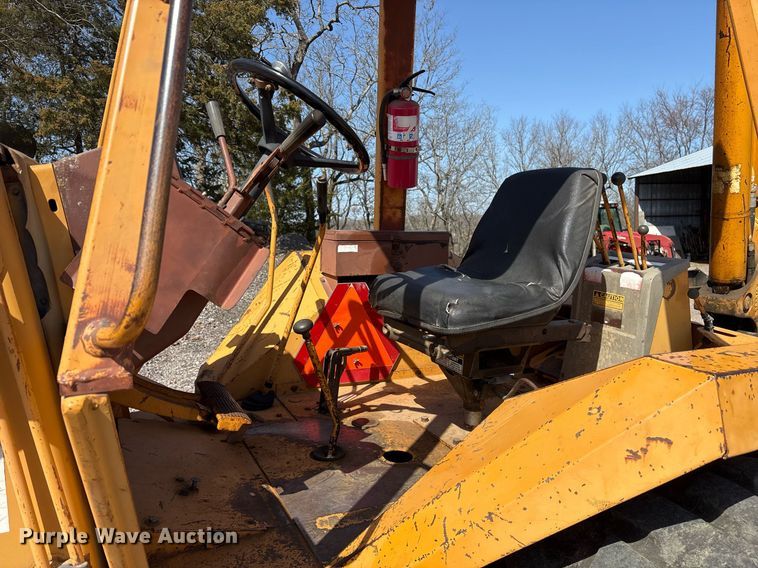 image for item OB9461 1986 Case 580 Super E backhoe