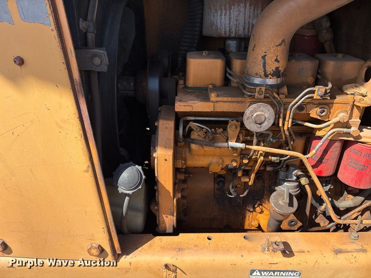 image for item OB9461 1986 Case 580 Super E backhoe