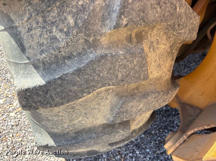 image for item OB9461 1986 Case 580 Super E backhoe