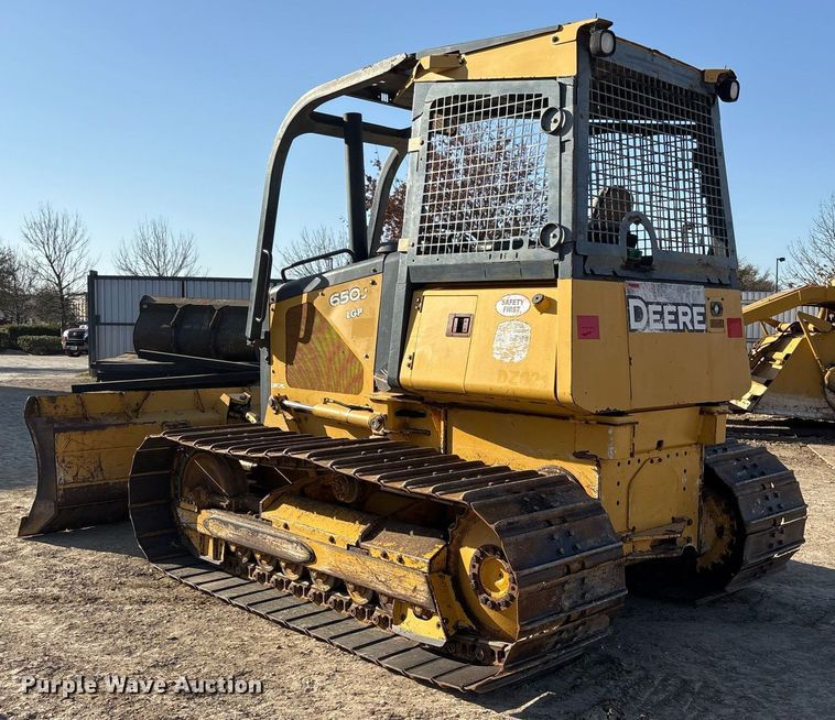 image for item OB9480 2006 John Deere 650J LGP dozer
