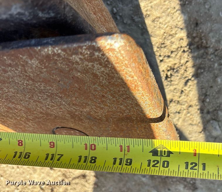 image for item OB9480 2006 John Deere 650J LGP dozer