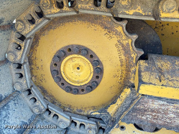 image for item OB9480 2006 John Deere 650J LGP dozer