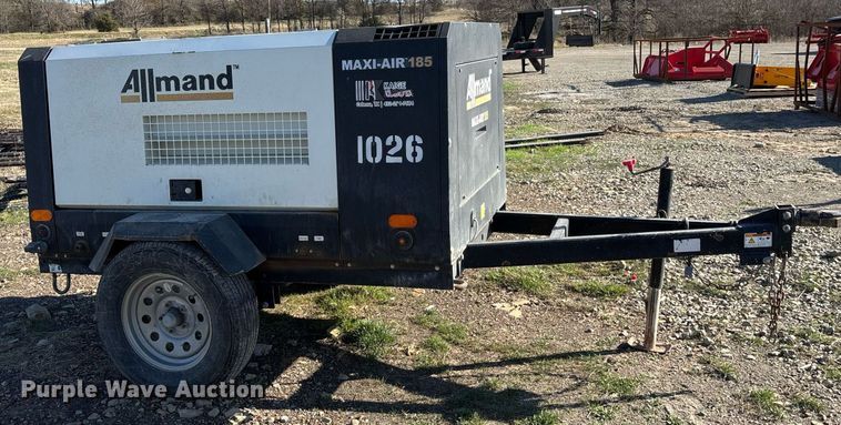 image for item OB9510 2019 Allmand Maxi-Air 185 air compressor