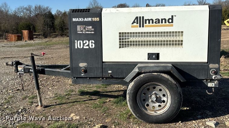 image for item OB9510 2019 Allmand Maxi-Air 185 air compressor