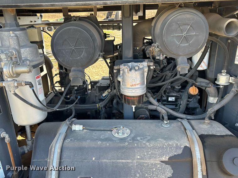 image for item OB9510 2019 Allmand Maxi-Air 185 air compressor