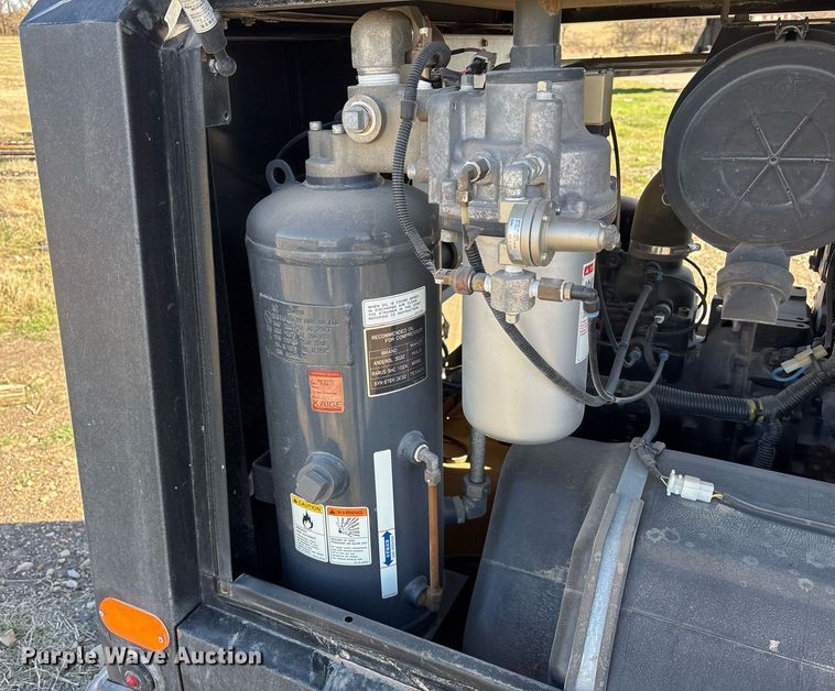 image for item OB9510 2019 Allmand Maxi-Air 185 air compressor