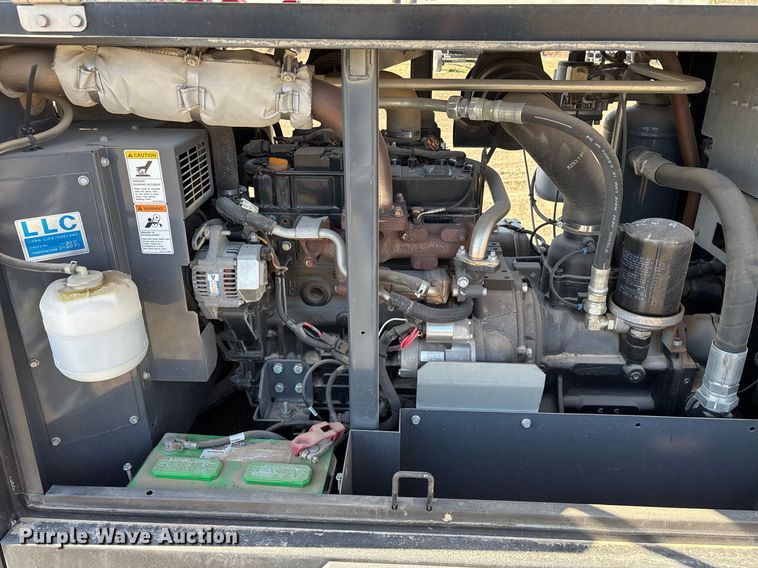 image for item OB9511 2019 Allmand Maxi-Air 185 air compressor