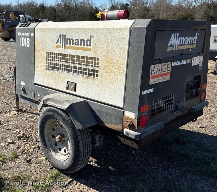 image for item OB9512 2018 Allmand Maxi-Air 185 air compressor
