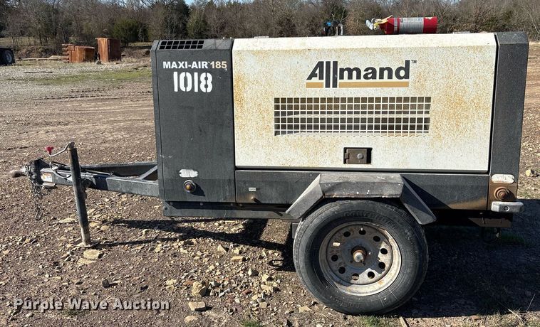 image for item OB9512 2018 Allmand Maxi-Air 185 air compressor