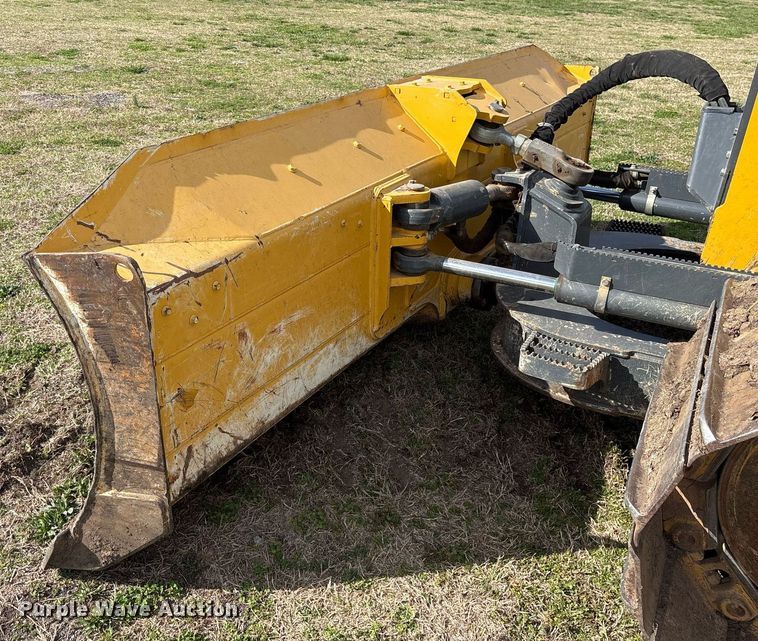 image for item OB9520 2019 John Deere 650K LGP dozer