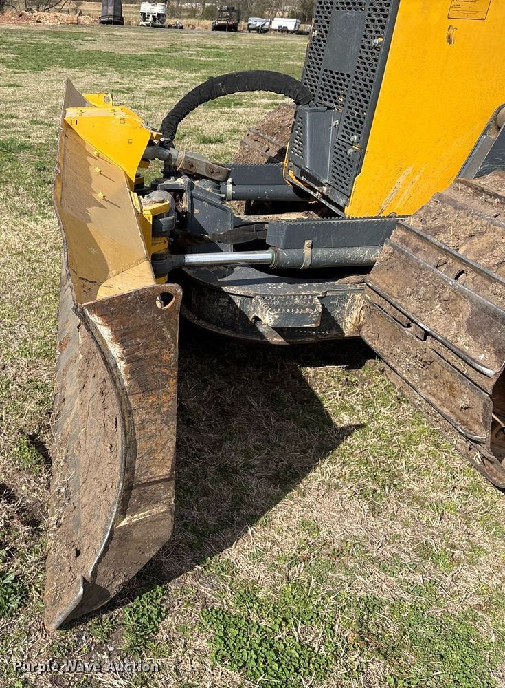 image for item OB9520 2019 John Deere 650K LGP dozer