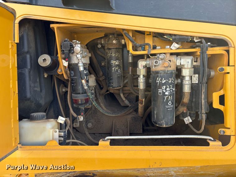 image for item OB9520 2019 John Deere 650K LGP dozer