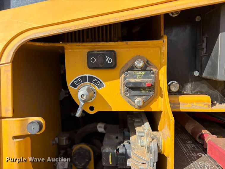 image for item OB9520 2019 John Deere 650K LGP dozer