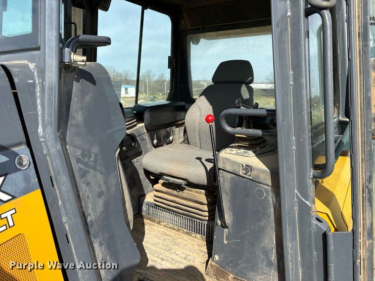 image for item OB9520 2019 John Deere 650K LGP dozer