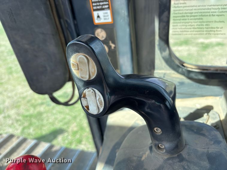 image for item OB9520 2019 John Deere 650K LGP dozer