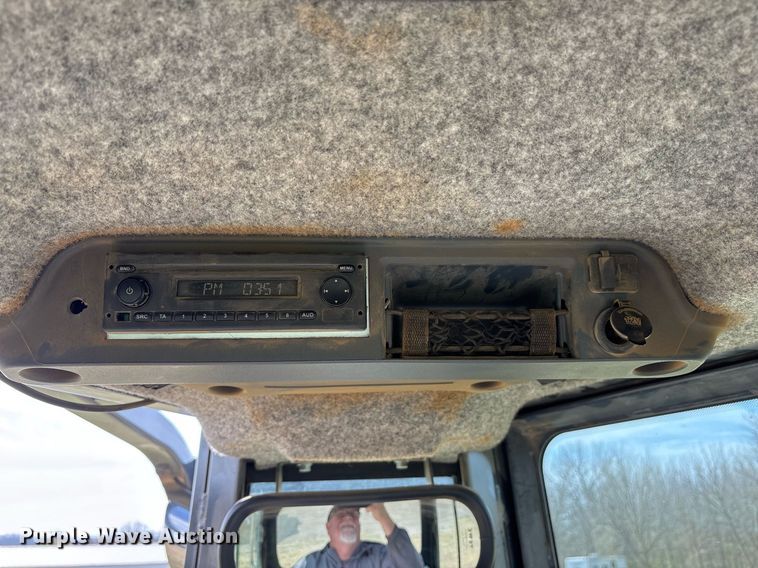 image for item OB9520 2019 John Deere 650K LGP dozer