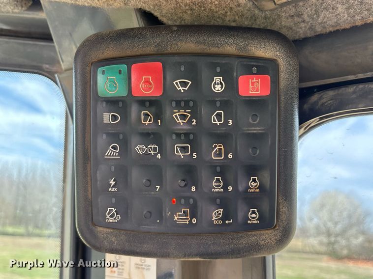 image for item OB9520 2019 John Deere 650K LGP dozer