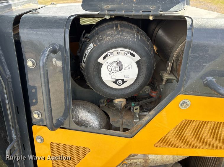 image for item OB9520 2019 John Deere 650K LGP dozer