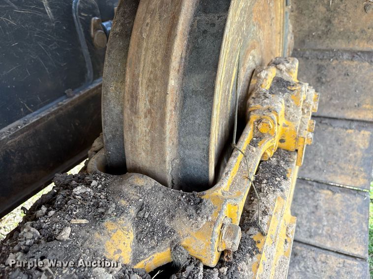 image for item OB9520 2019 John Deere 650K LGP dozer