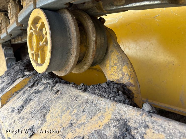 image for item OB9520 2019 John Deere 650K LGP dozer