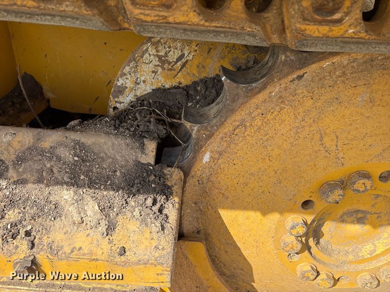 image for item OB9520 2019 John Deere 650K LGP dozer