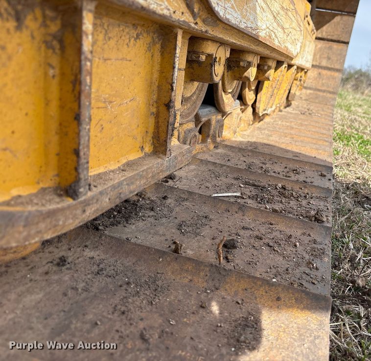 image for item OB9520 2019 John Deere 650K LGP dozer