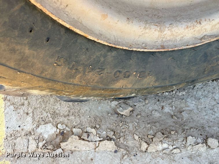 image for item OB9533 2006 JLG G943 telehandler