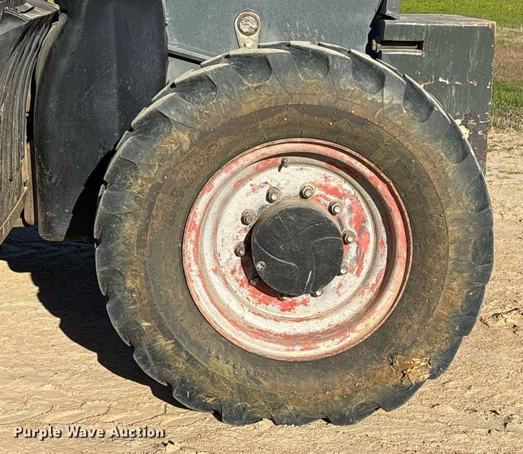 image for item OB9533 2006 JLG G943 telehandler