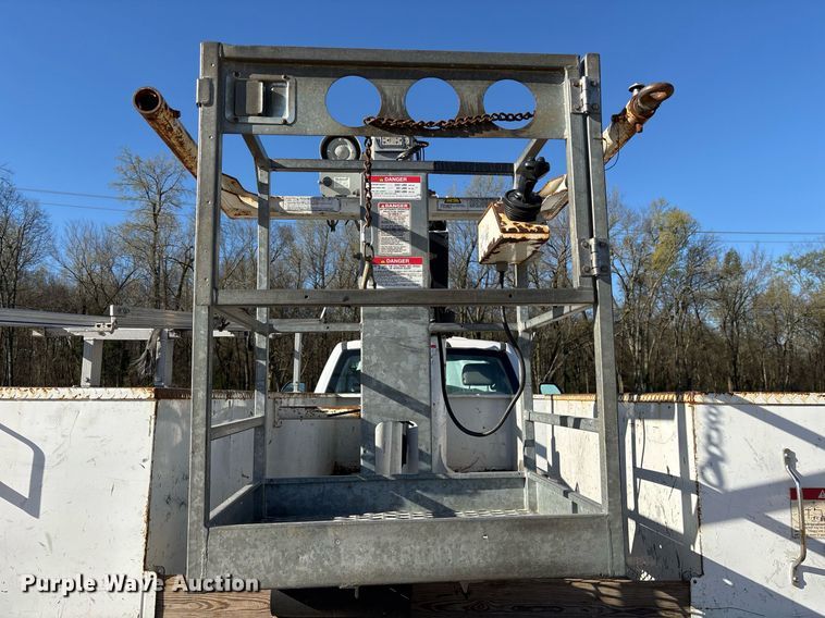 image for item OB9534 2017 Ford F550 bucket truck