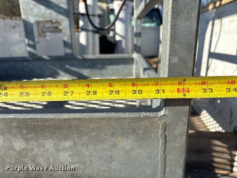 image for item OB9534 2017 Ford F550 bucket truck