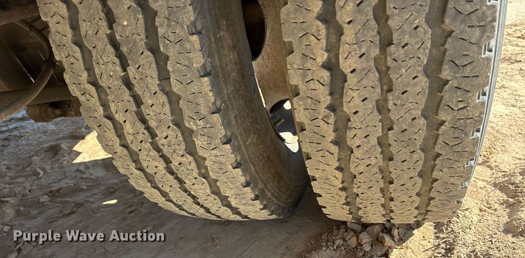 image for item OB9534 2017 Ford F550 bucket truck