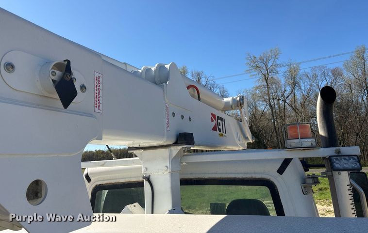 image for item OB9535 2019 Freightliner M2 bucket truck