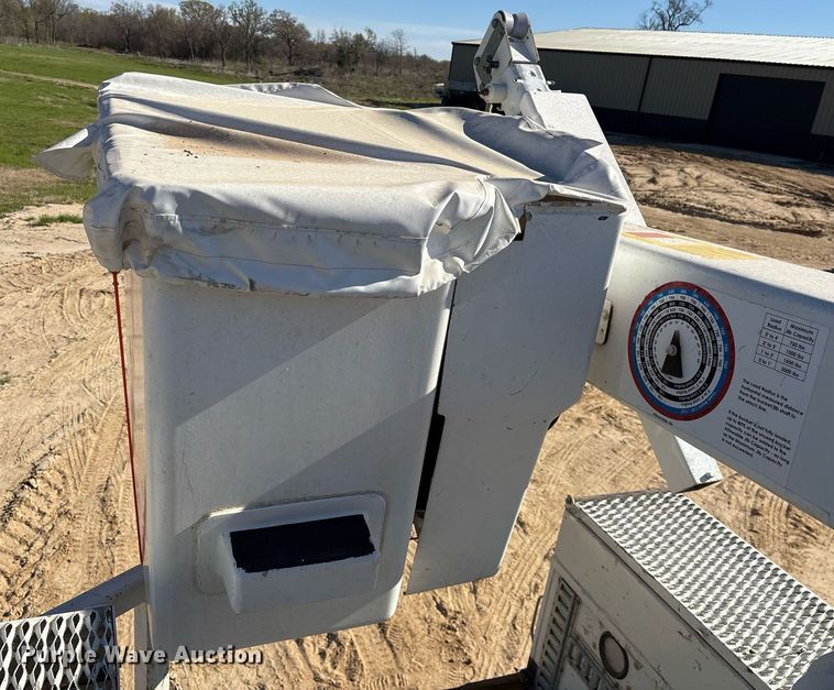 image for item OB9535 2019 Freightliner M2 bucket truck