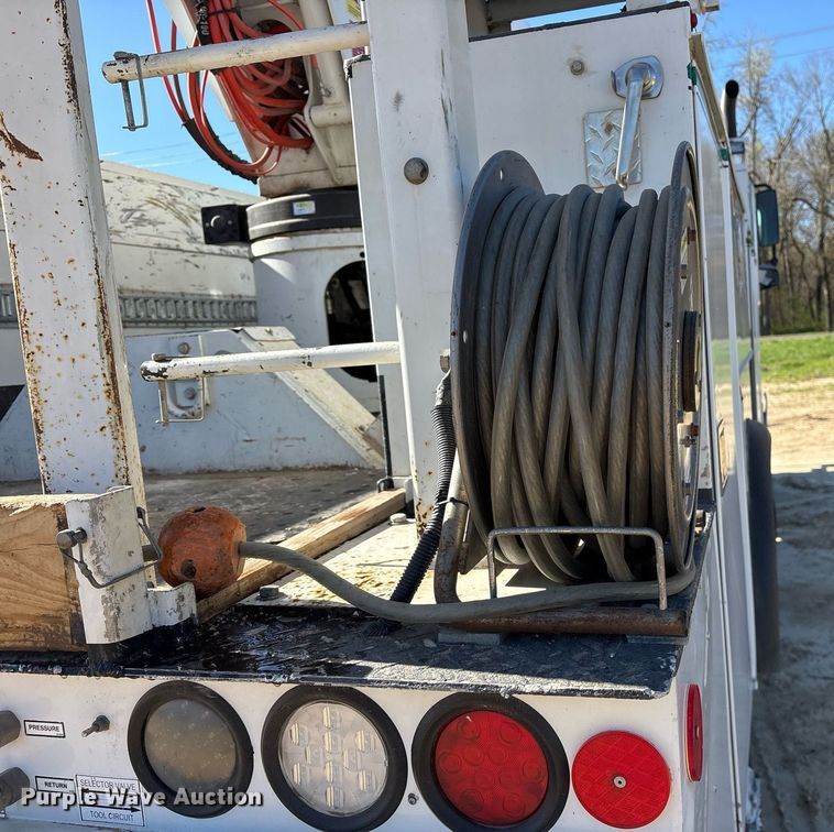 image for item OB9535 2019 Freightliner M2 bucket truck