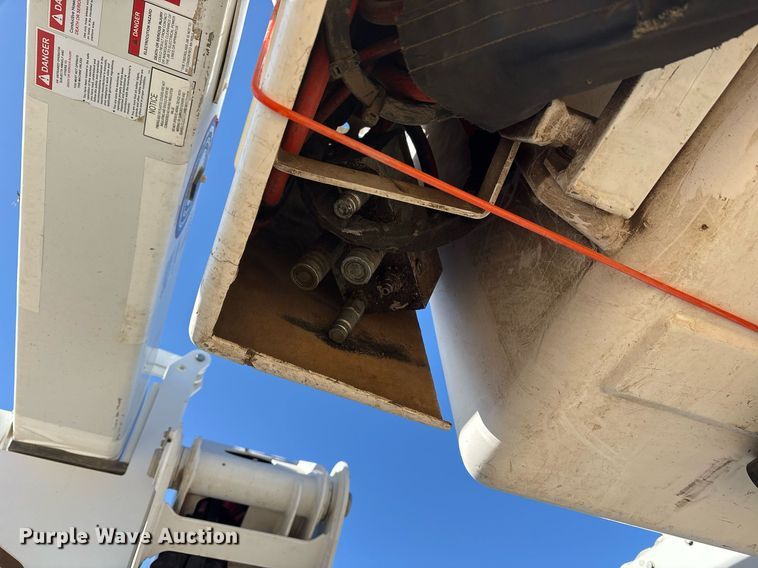 image for item OB9535 2019 Freightliner M2 bucket truck