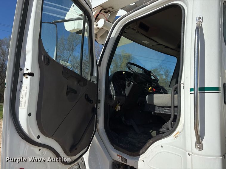 image for item OB9535 2019 Freightliner M2 bucket truck