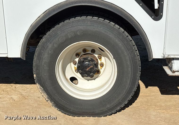 image for item OB9535 2019 Freightliner M2 bucket truck