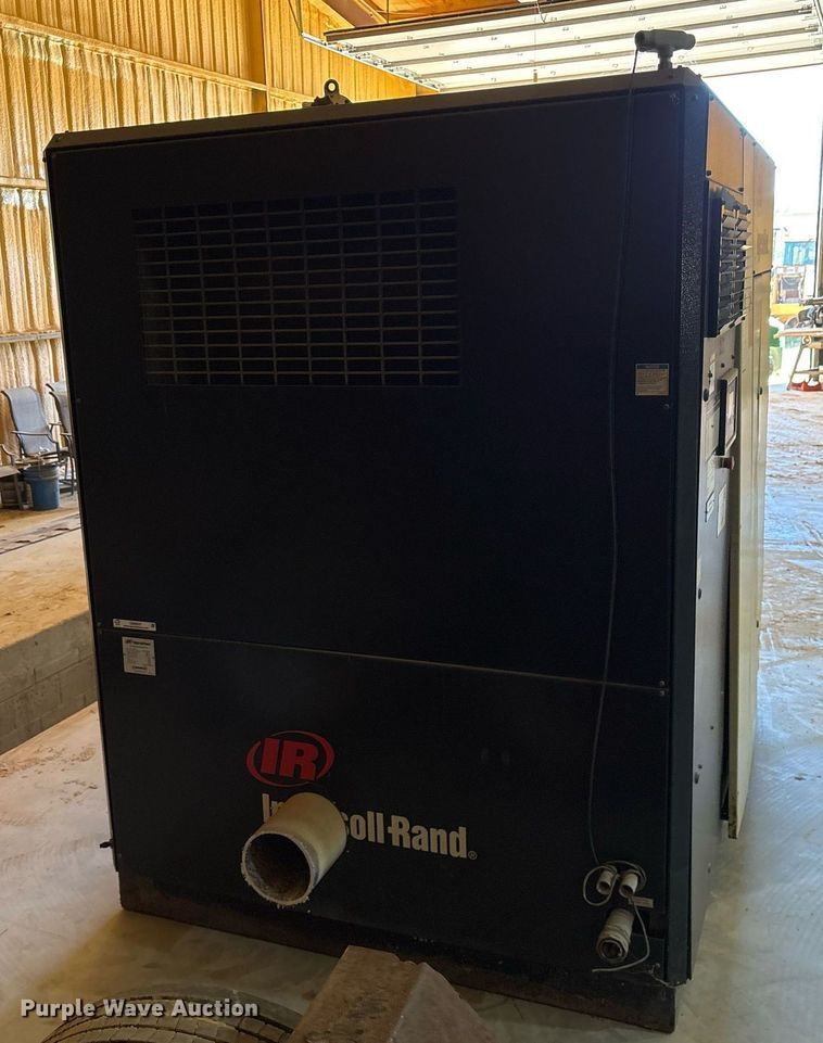 image for item OB9537 2003 Ingersoll Rand IRN125H-2S air compressor