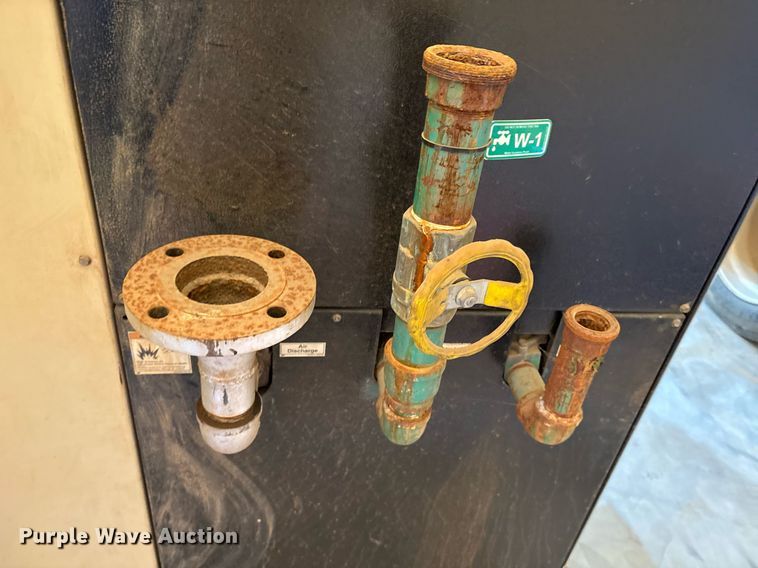 image for item OB9537 2003 Ingersoll Rand IRN125H-2S air compressor