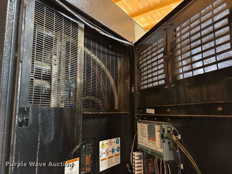 image for item OB9537 2003 Ingersoll Rand IRN125H-2S air compressor